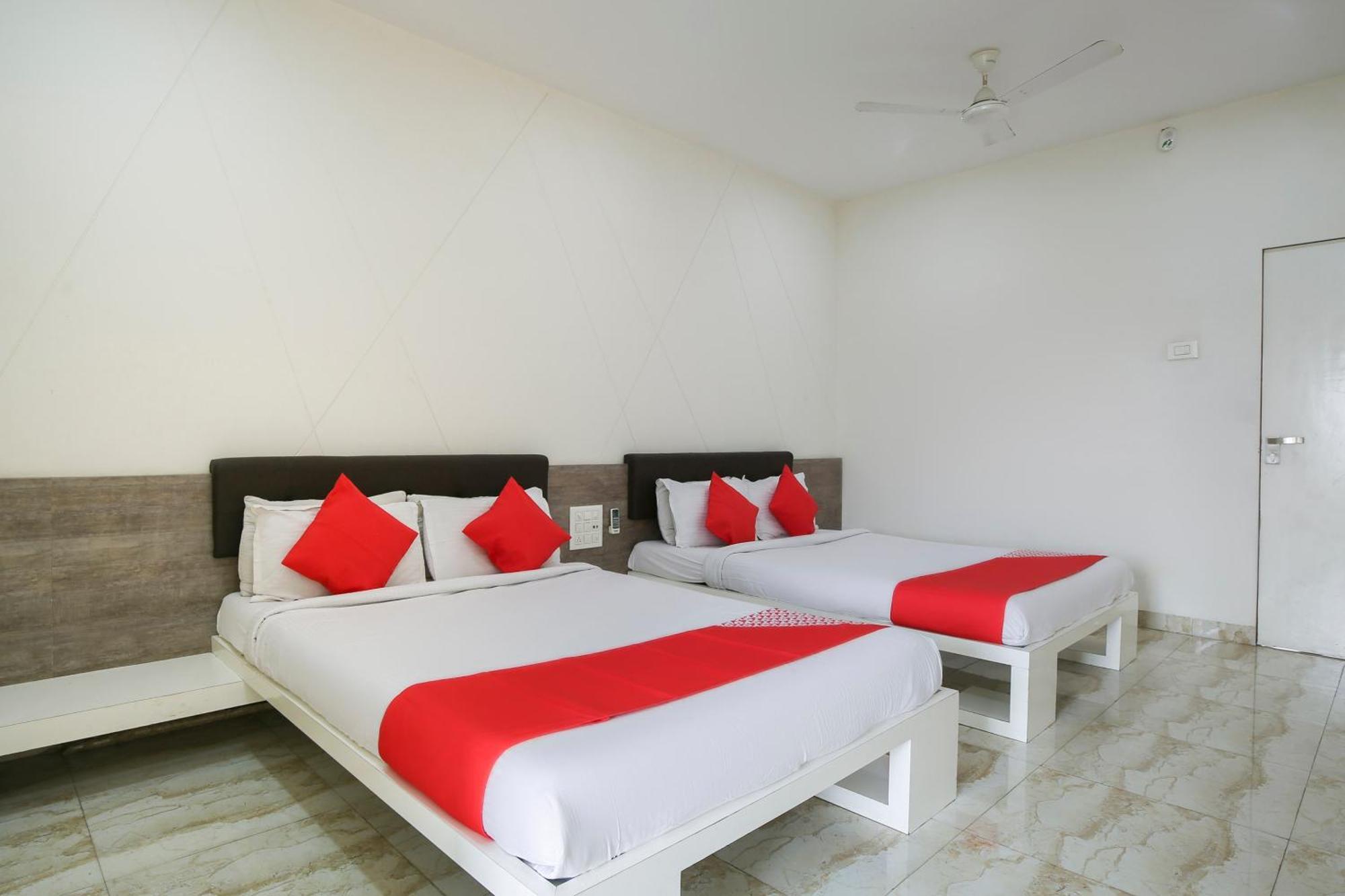Hotel O Shiv Vatika Banquet & Rooms Bhatha Ngoại thất bức ảnh