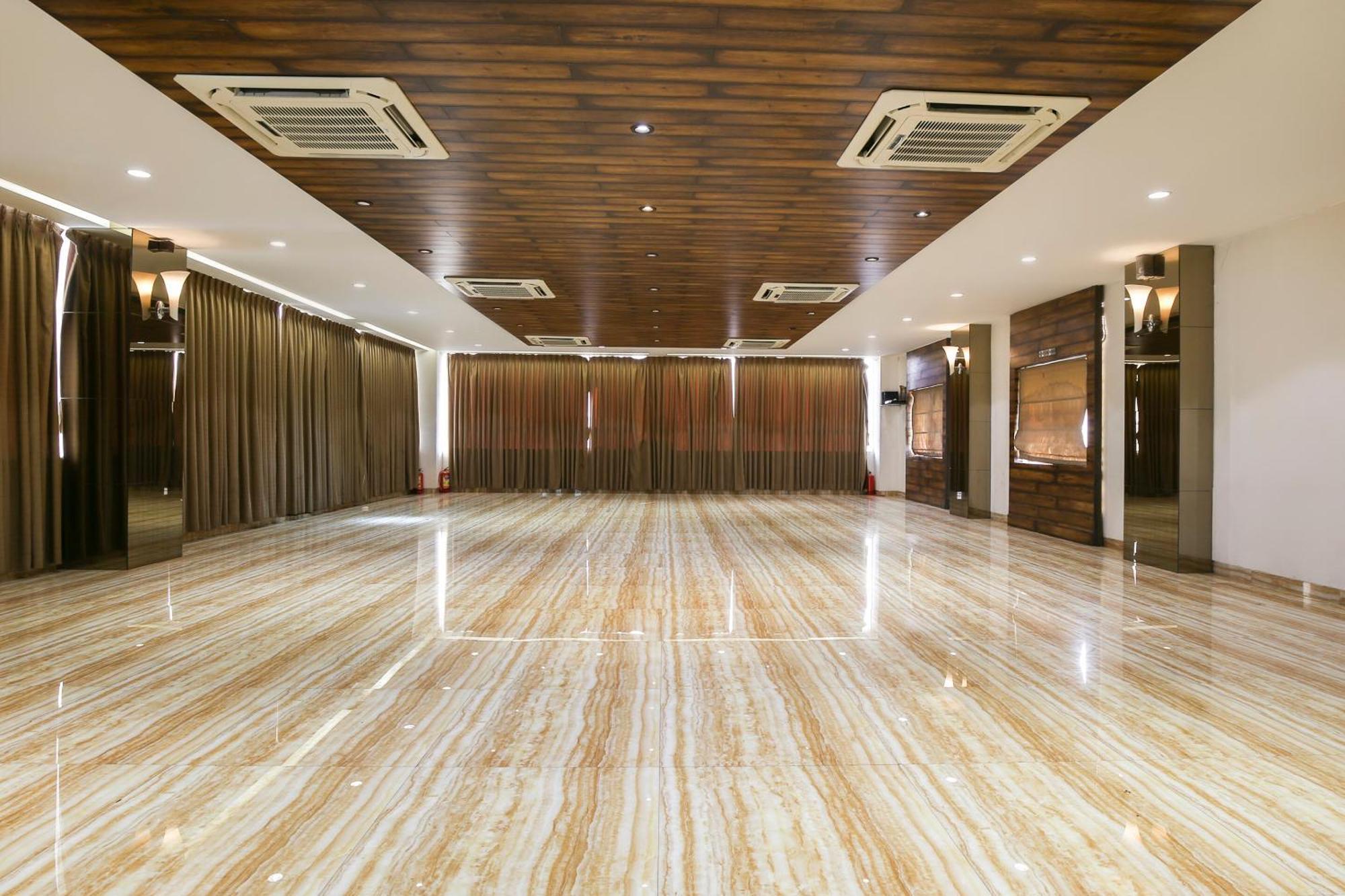 Hotel O Shiv Vatika Banquet & Rooms Bhatha Ngoại thất bức ảnh