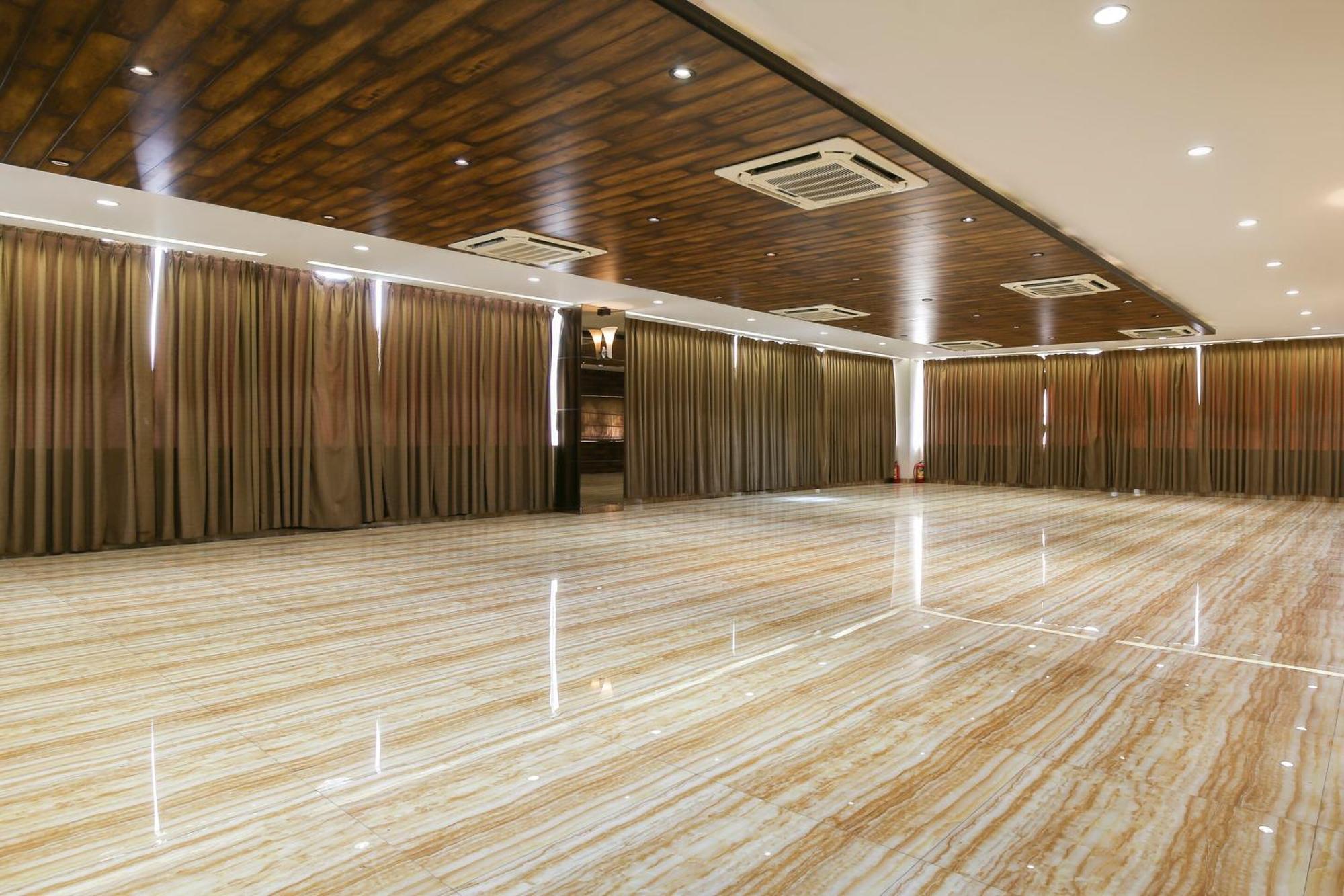 Hotel O Shiv Vatika Banquet & Rooms Bhatha Ngoại thất bức ảnh
